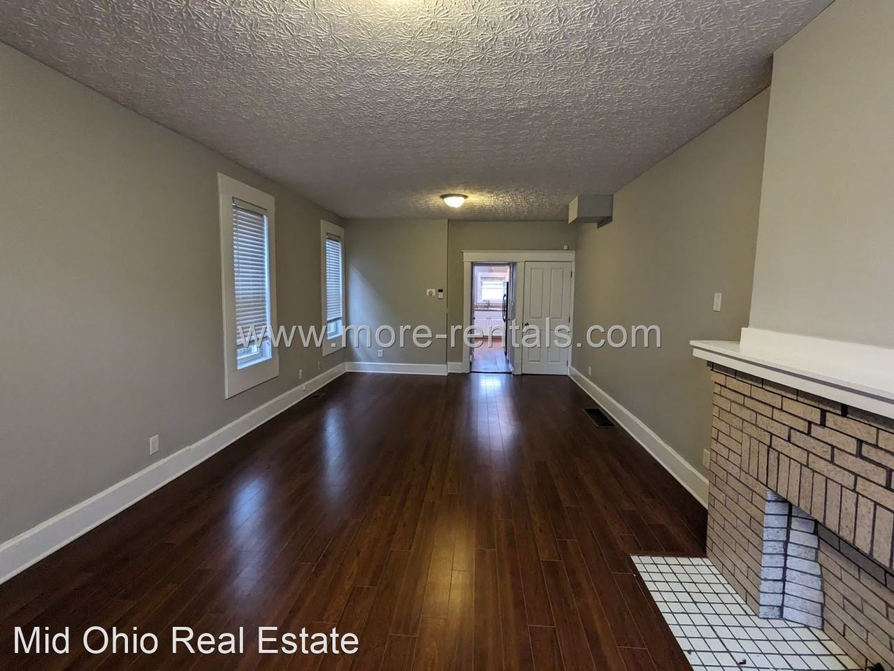 404-406 E. Deshler Ave - Photo 3 of 18