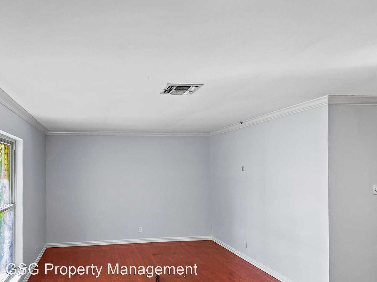 521 Paseo Canada St - Photo 3 of 13