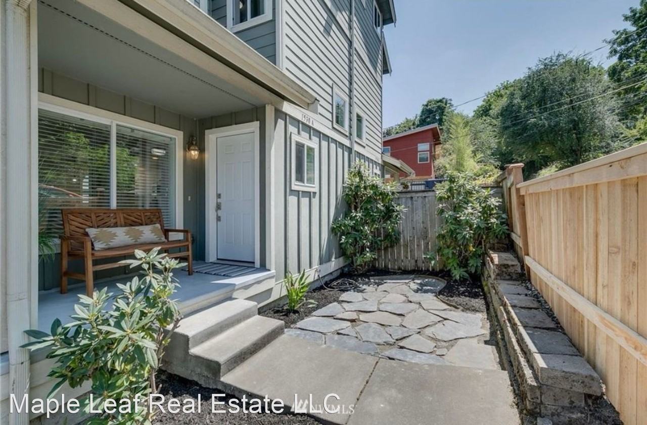 1530 Sturgus Ave S #A - Photo 2 of 33