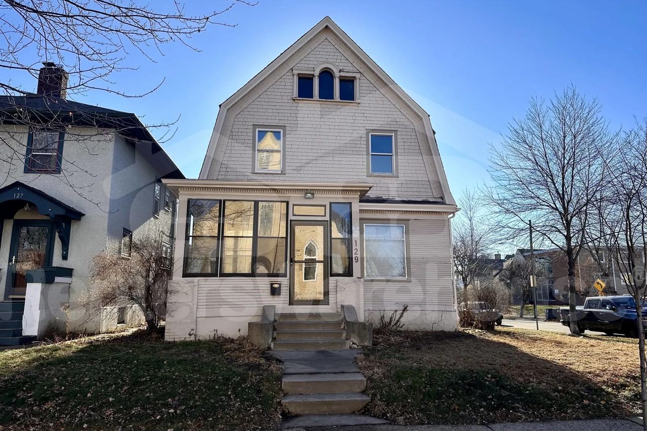 129 W 33rd St - Photo 2 of 31