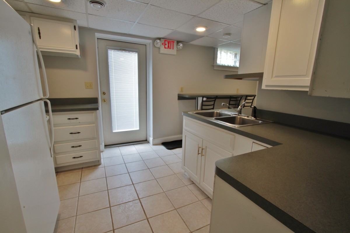 1 E Main St - Photo 2 of 9