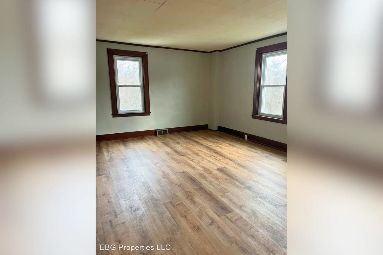 104 Bessemer St - Photo 3 of 18