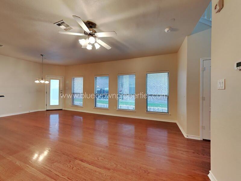 6835 Pistoia Dr - Photo 2 of 24