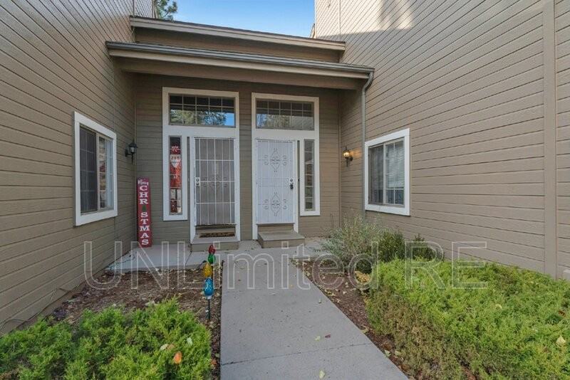 2433 S Seclusion Ln - Photo 4 of 22