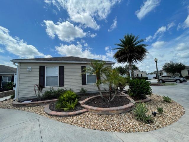 2383 Camden Terrace - Photo 2 of 22