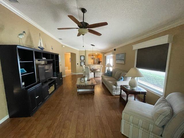 2383 Camden Terrace - Photo 4 of 22