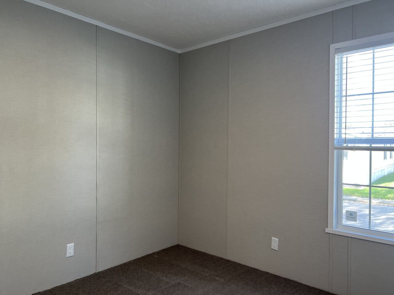 2326 East Catalpa Street #93 - Photo 4 of 7