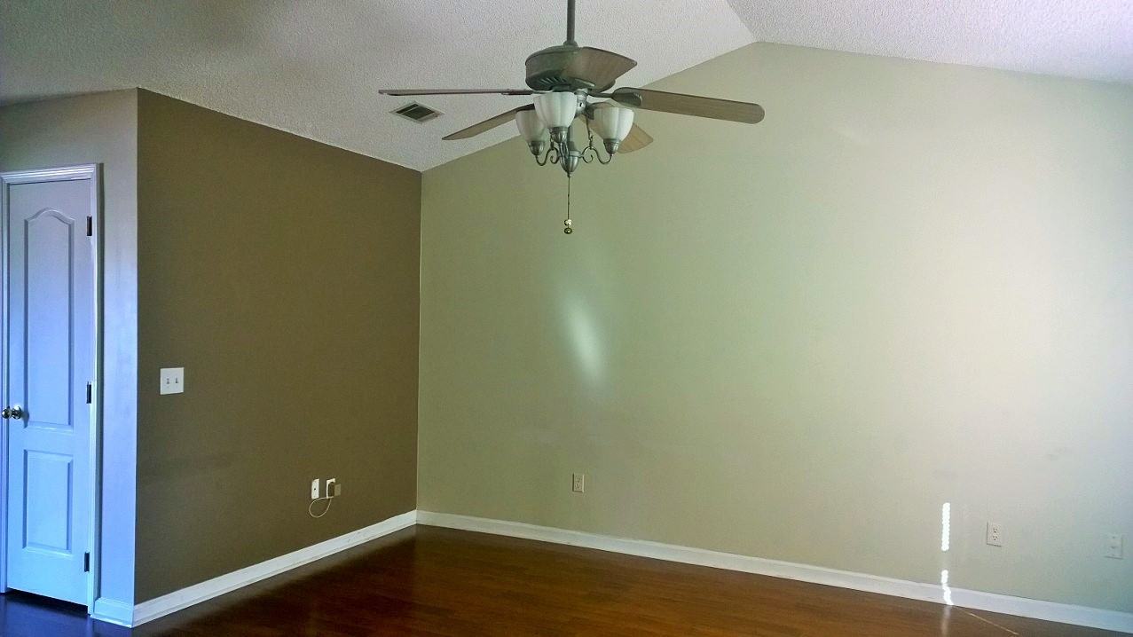 1067 Cassidy Ln - Photo 3 of 18