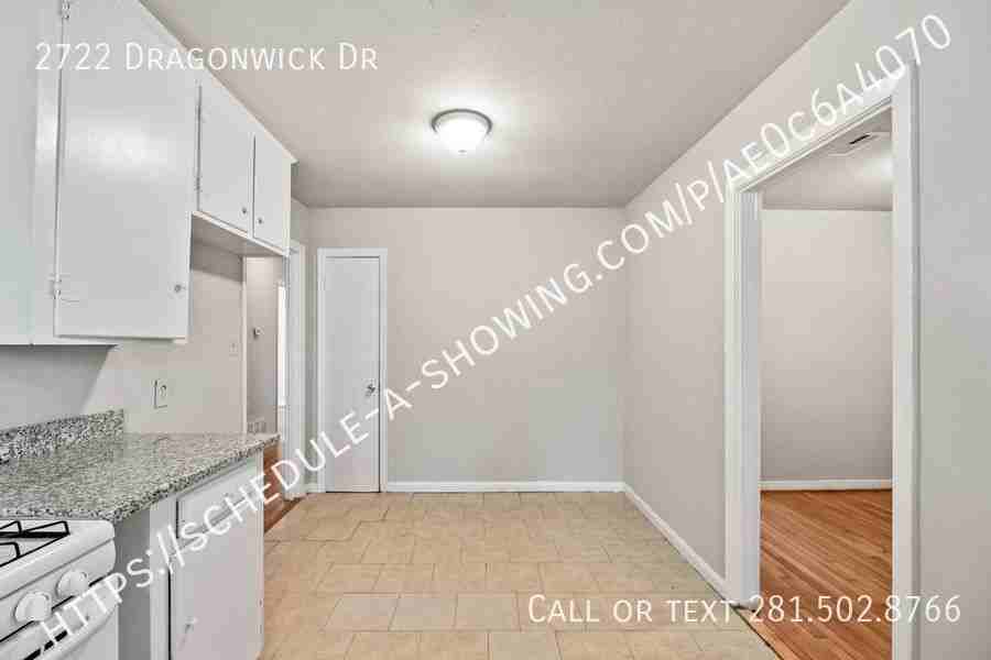 2722 Dragonwick Dr - Photo 3 of 12