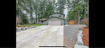 featured image of 4744 Beverly Dr Ne