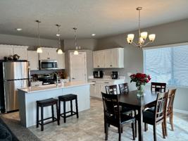 featured image of 1909 Hummingbird Dr