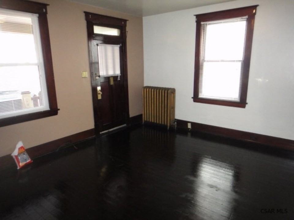 837 Vickroy Ave #837 - Photo 2 of 11