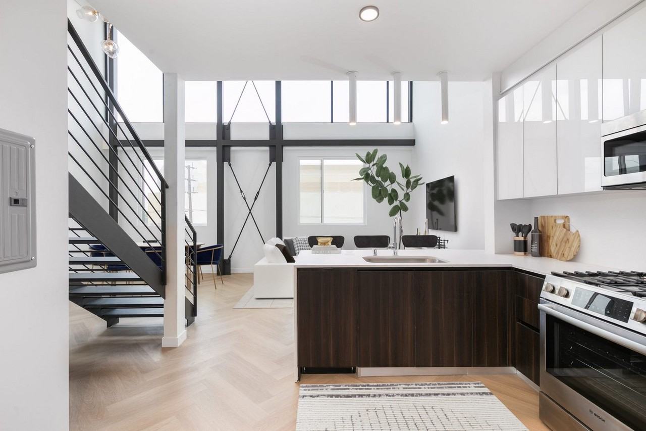 Gillis House Apartments 5570 Melrose Ave, Los Angeles, CA 90038 Zumper