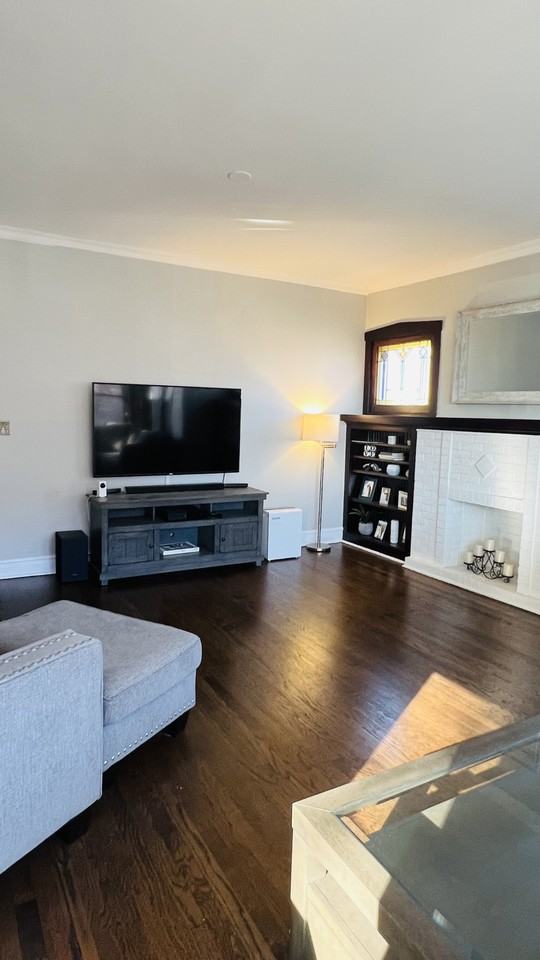 3938 North Monticello Avenue #2N - Photo 3 of 12