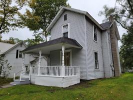 featured image of 419 Chestnut Street #1