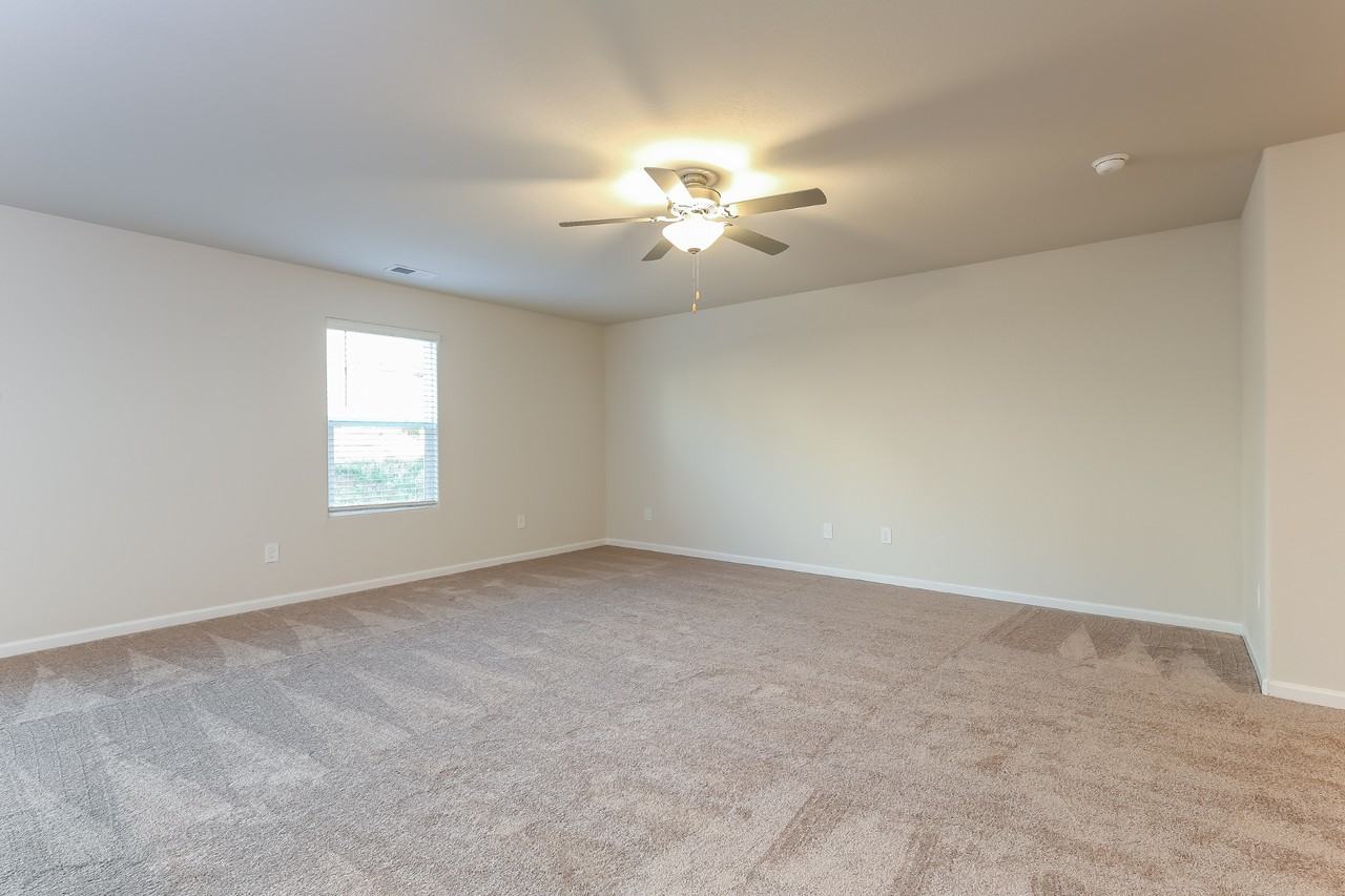 2260 Southlea Dr - Photo 3 of 12