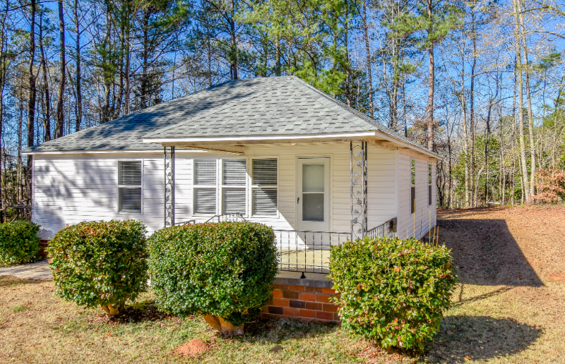 1840 Worthy Rd - Photo 4 of 36