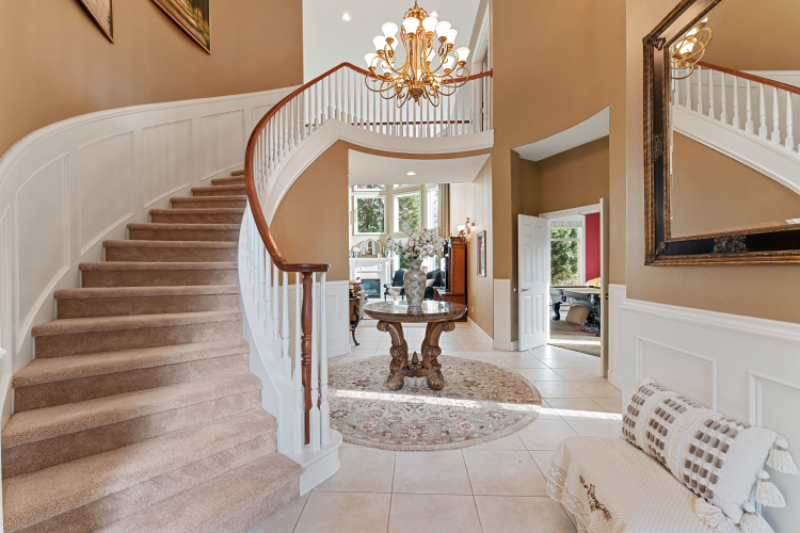 14112 Heathrow Ln - Photo 5 of 34