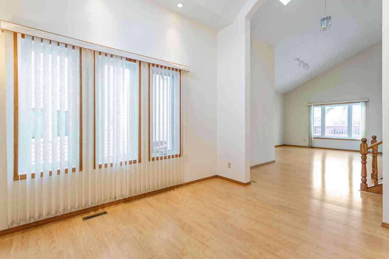 10723 Beaumaris Rd Nw #1 - Photo 3 of 46