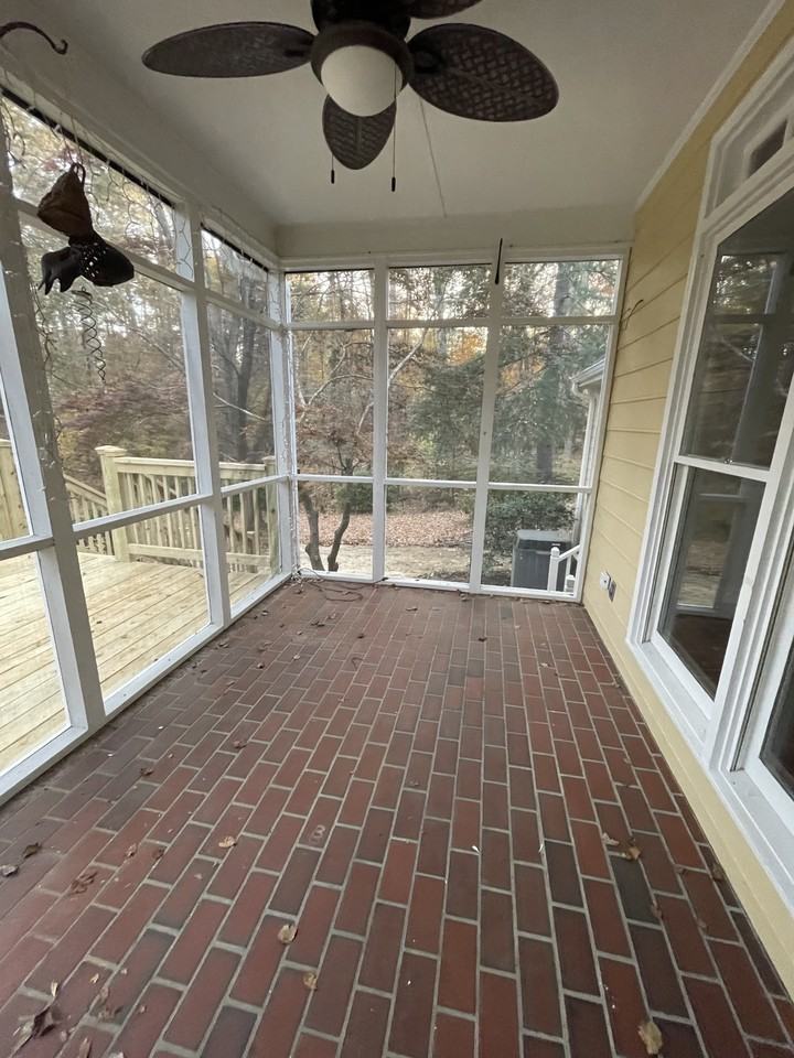 107 Rosewall Ln #107 - Photo 3 of 23