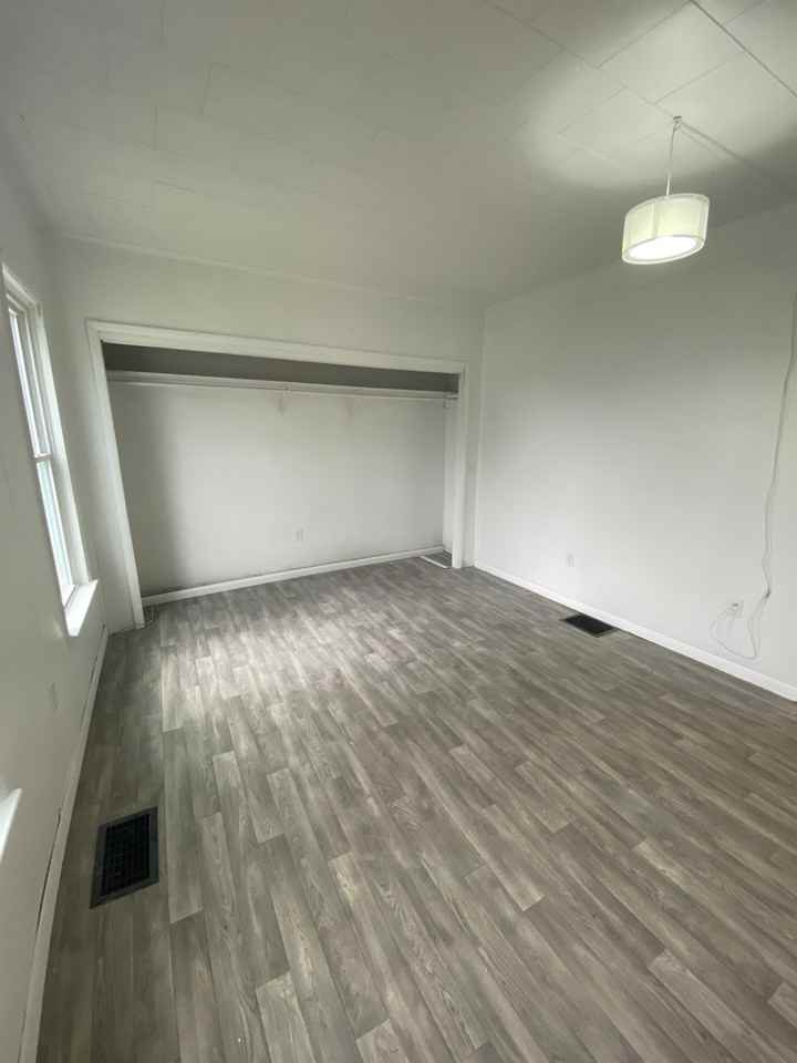 136 N Meadow St #A - Photo 4 of 10