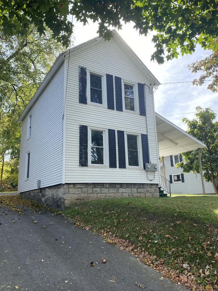 136 N Meadow St #A - Photo 7 of 10