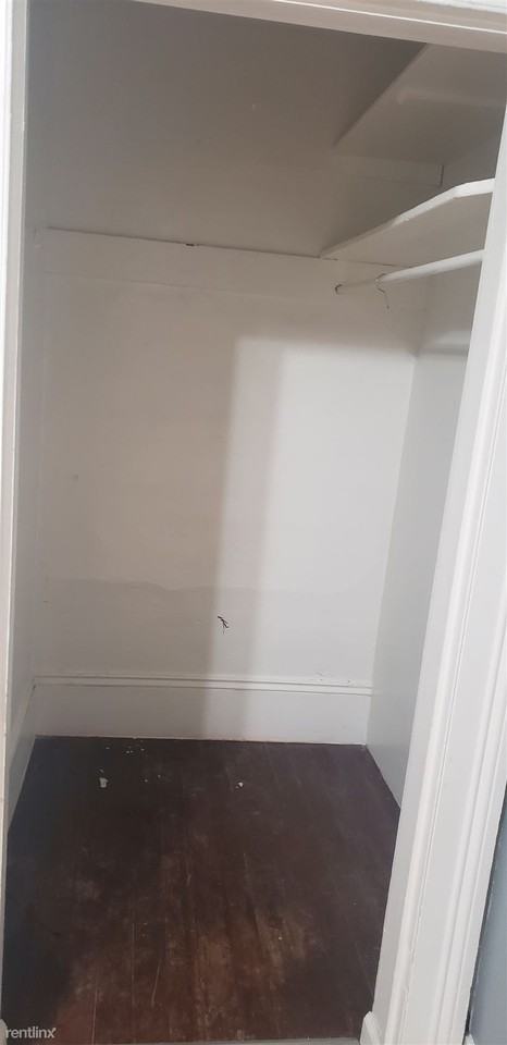 3389 Mulberry St - Photo 3 of 12