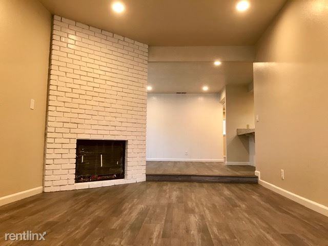 1638 Sierra Gardens Dr - Photo 2 of 15