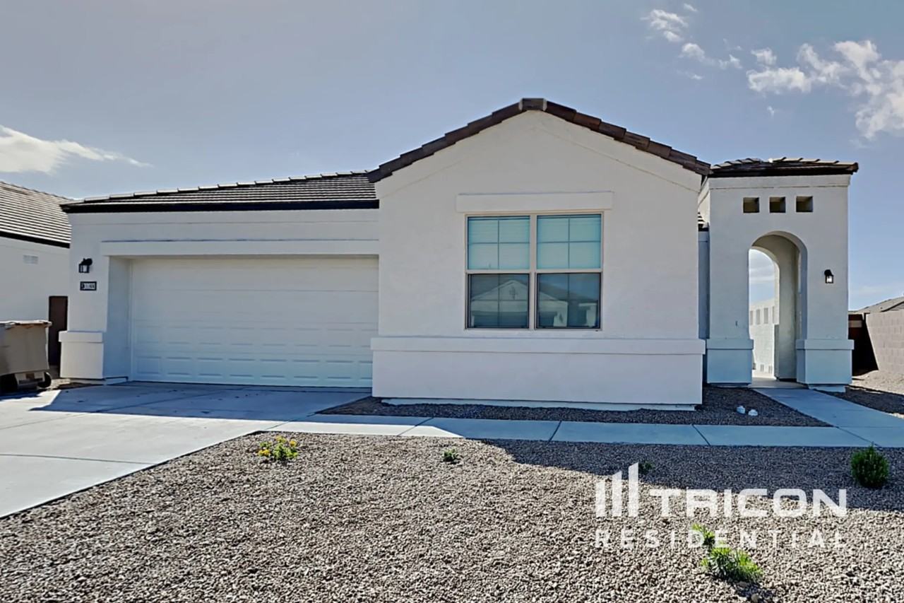 30033 W Cheery Lynn Rd, Buckeye, AZ 85396 4 Bedroom House for 2,199