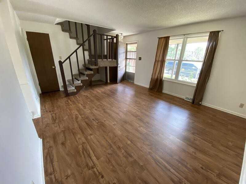 4804 E 13th St - Photo 2 of 23