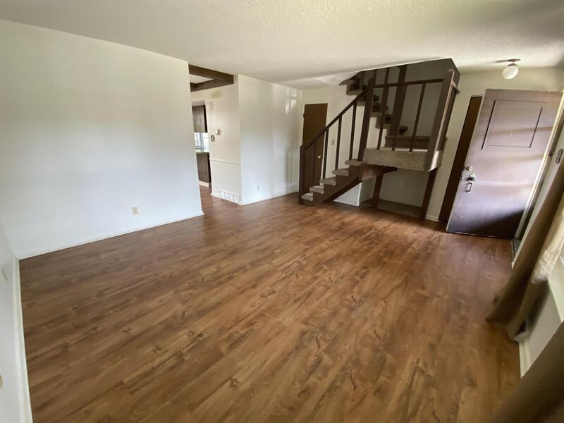 4804 E 13th St - Photo 3 of 23