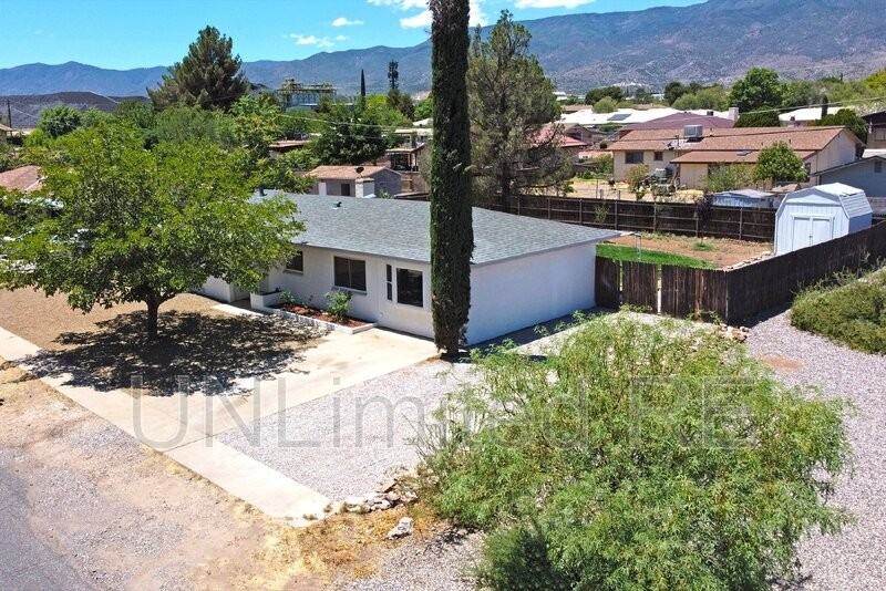 126 S 10th St - Photo 2 of 29