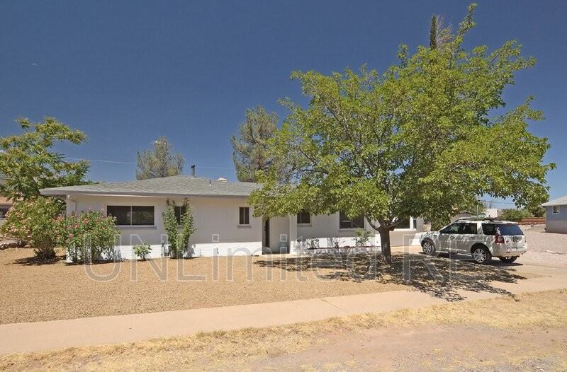 126 S 10th St - Photo 3 of 29