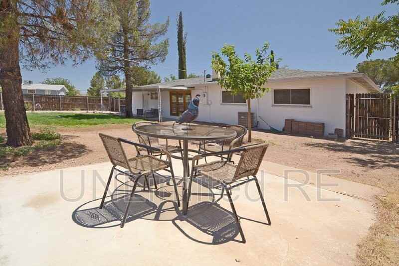 126 S 10th St - Photo 5 of 29