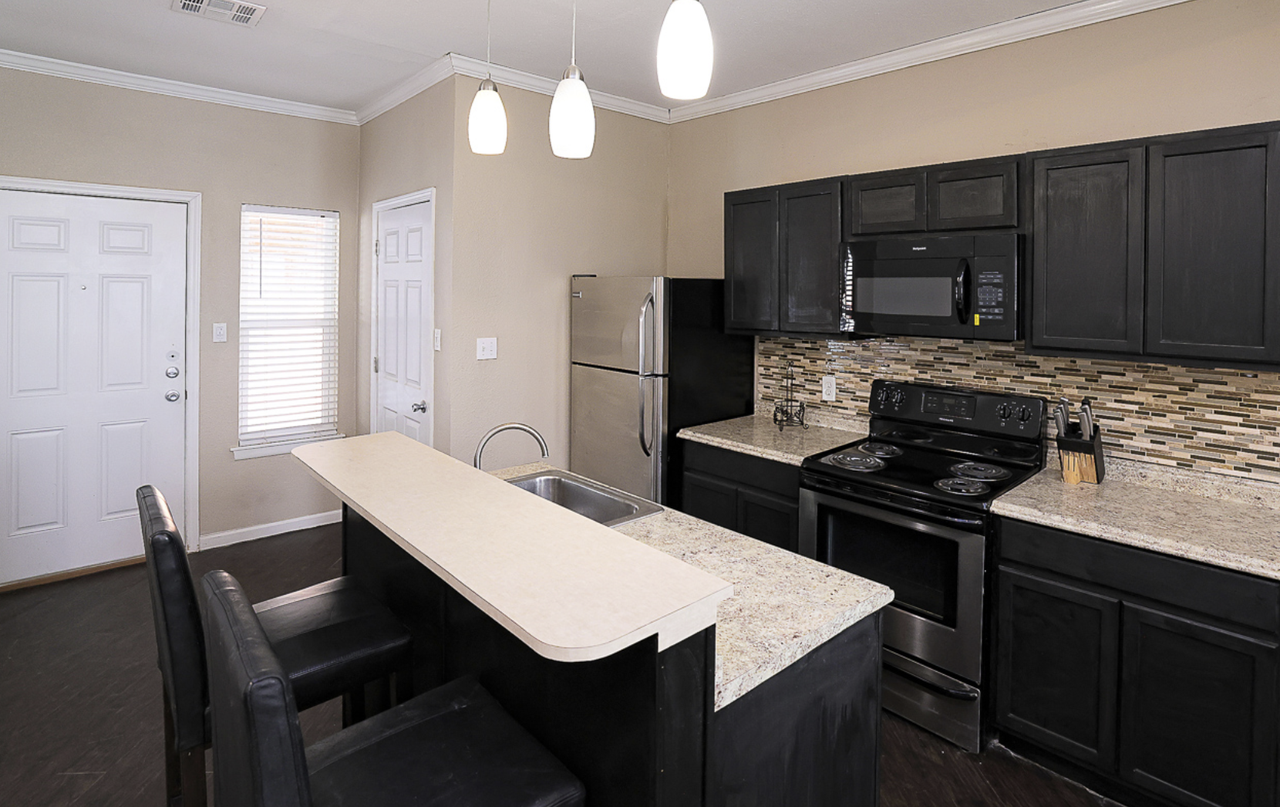 The Colony Uptown Apartments - Photo 4 of 50