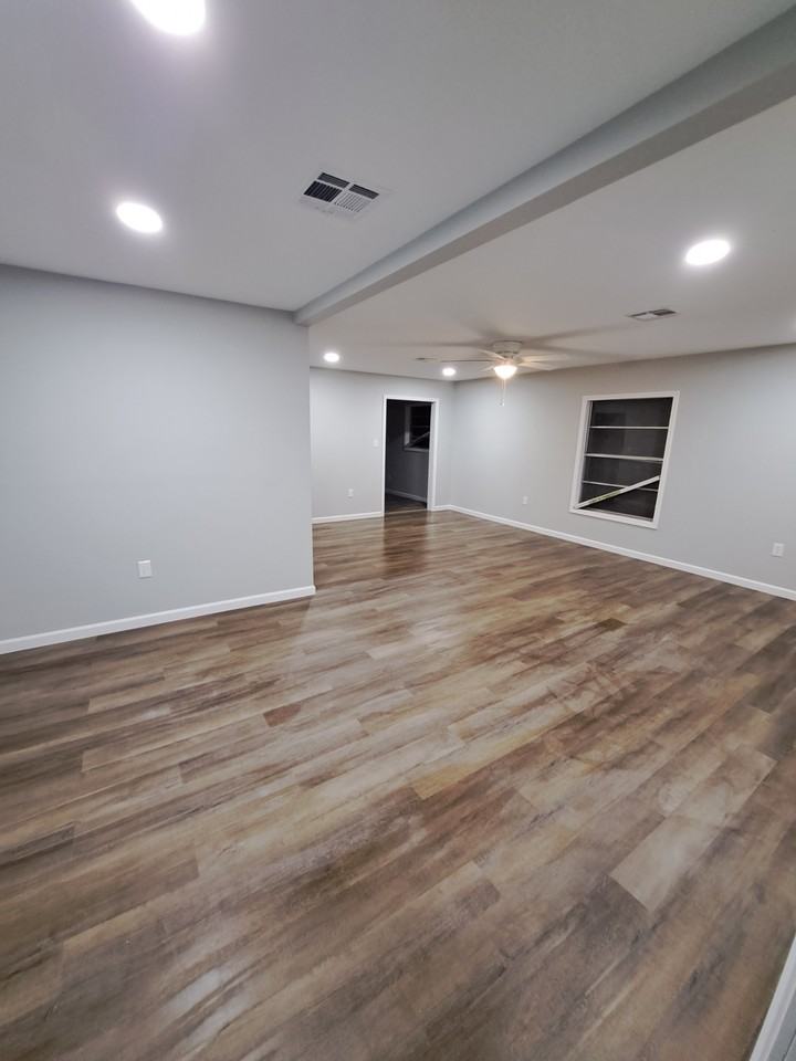 1211 Grout St #NA - Photo 3 of 7
