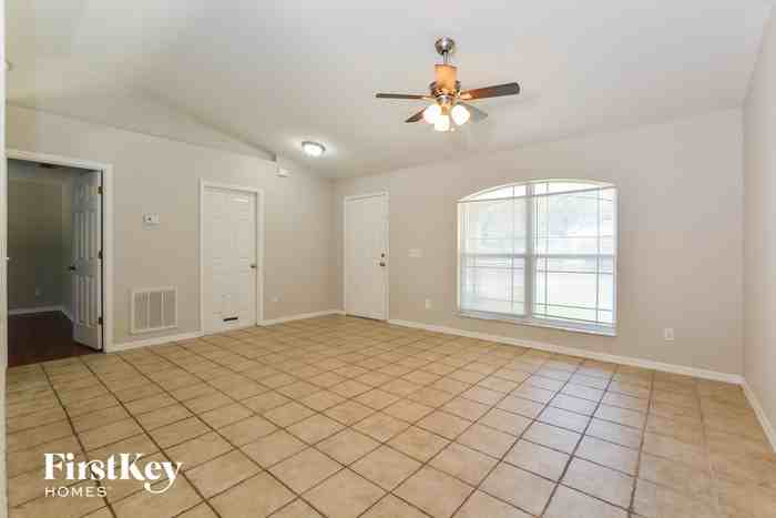 1391 W Blue Springs Ave - Photo 3 of 15