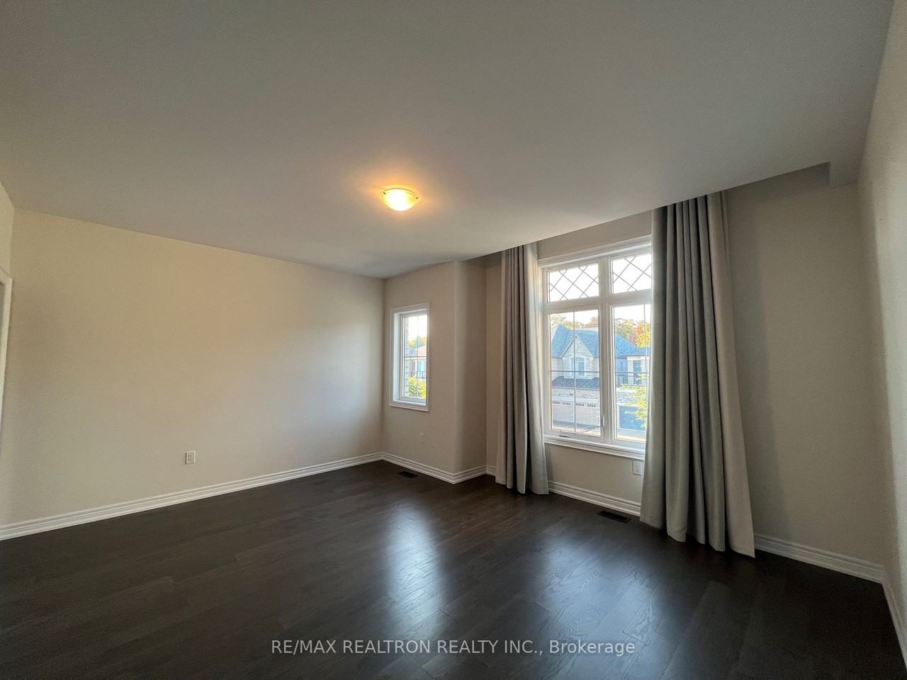 149 Conklin Crescent #None - Photo 3 of 6