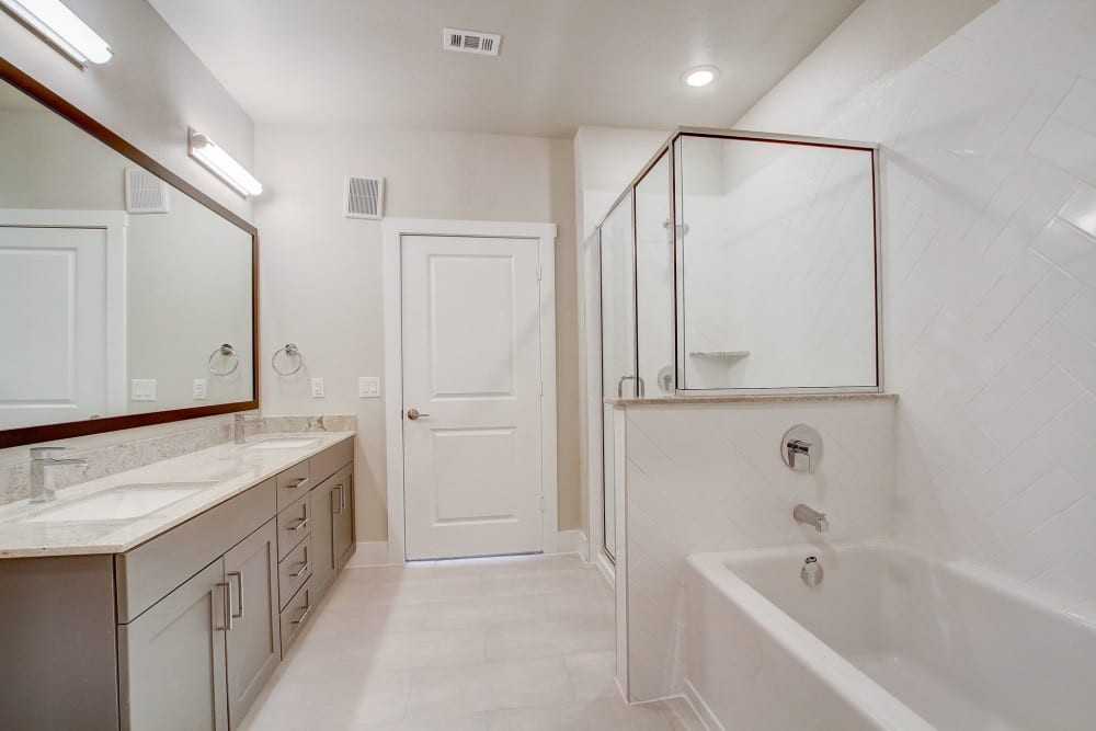 7300 S Interstate 35 #1C201 - Photo 6 of 24