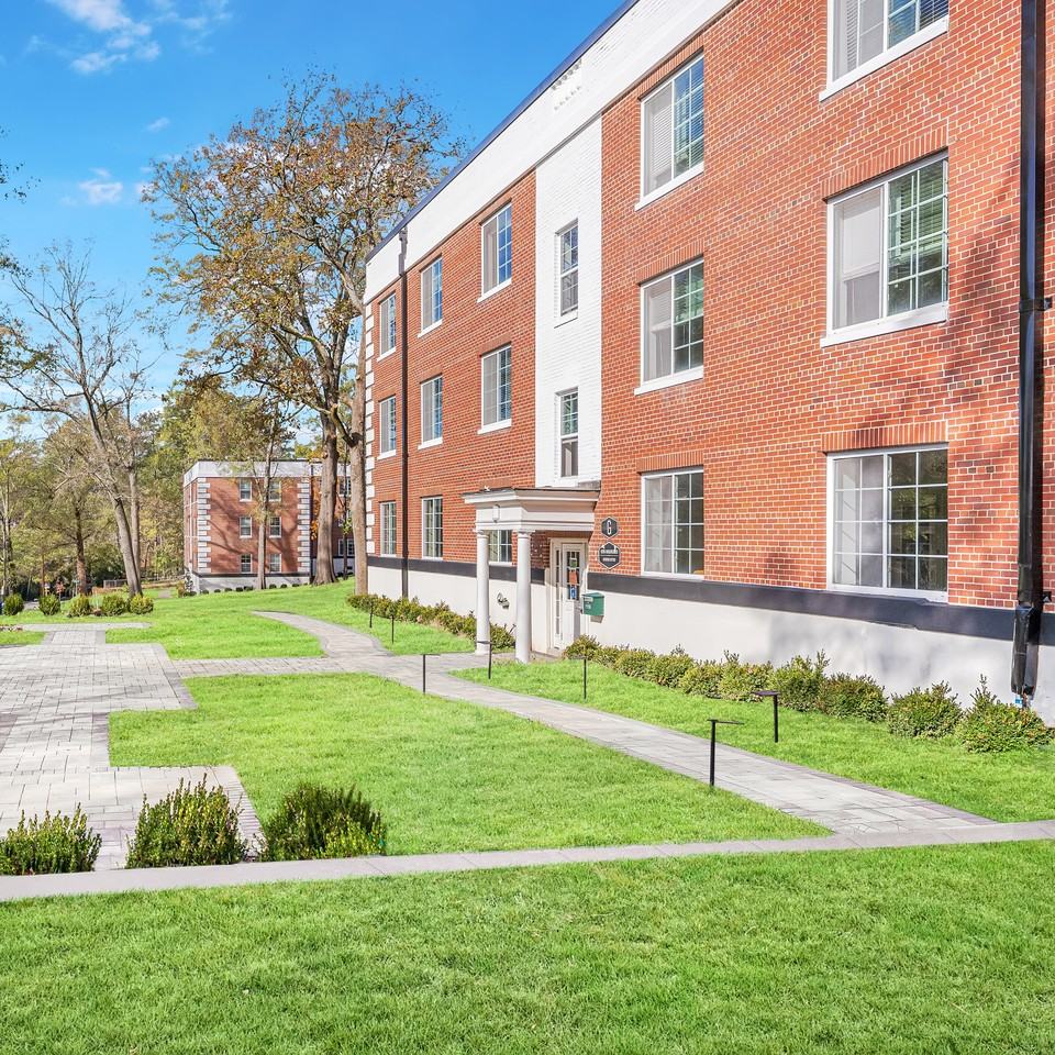 Icon Downtown Durham - Photo 6 of 46