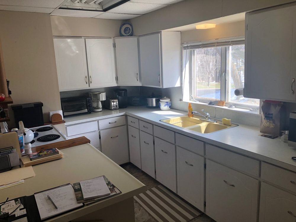 510 Holcombe St S - Photo 3 of 12