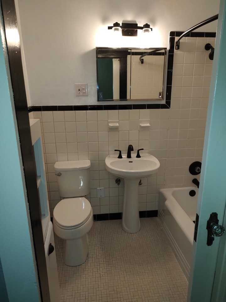 721 Ne 4th St #NA - Photo 3 of 7