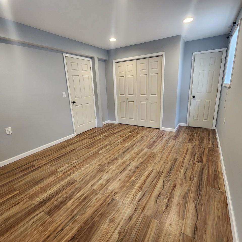 488 Long Beach Rd #1 - Photo 2 of 10