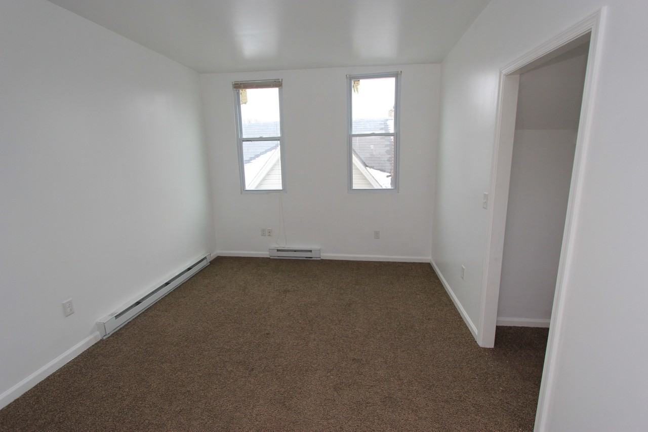 103 Madison St #103-4 - Photo 3 of 17