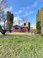 featured image of 9237 Woodbine St #1