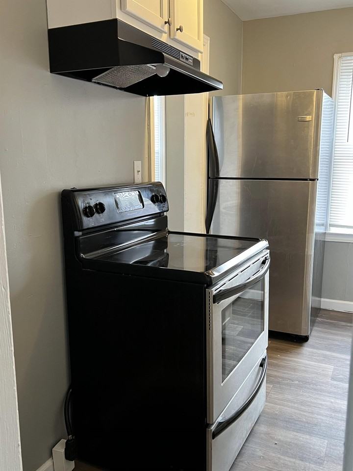 3522 N Oxford St #3522 - Photo 7 of 18