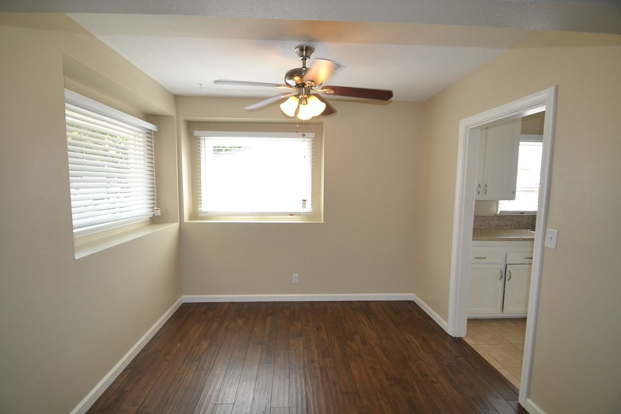 943 Ilena St - Photo 2 of 11