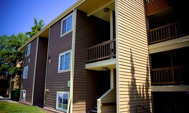 Centrepointe Greens - Photo 2 of 5