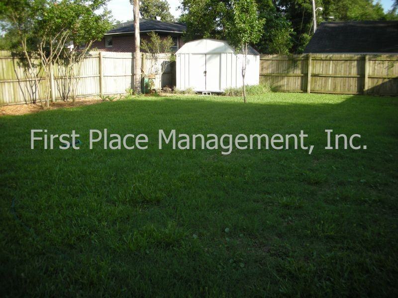 4343 Pinewood Ave - Photo 2 of 6