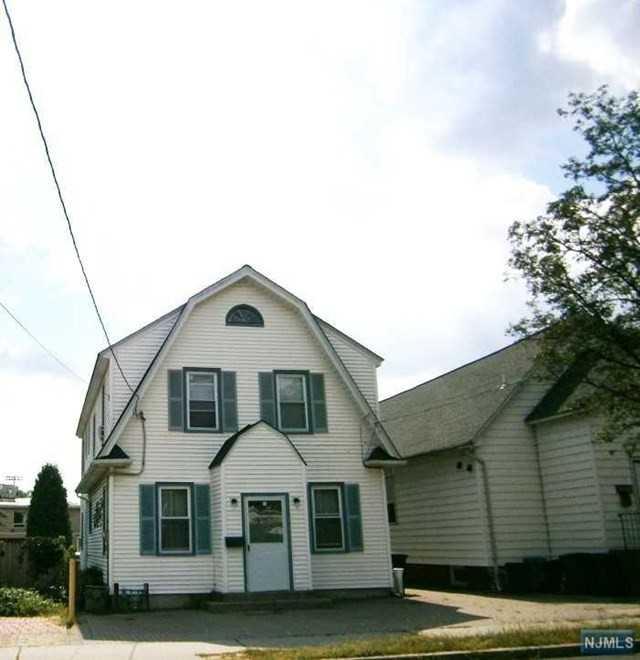 125 Linwood Ave - Photo 3 of 6